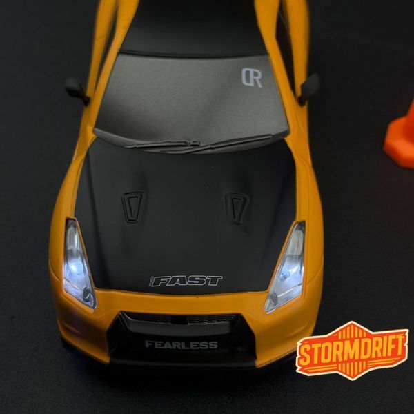 Іграшкова машинка Nissan GT-R жовта для дріфту на радіокеруванні 4WD HB Toys 956 фото